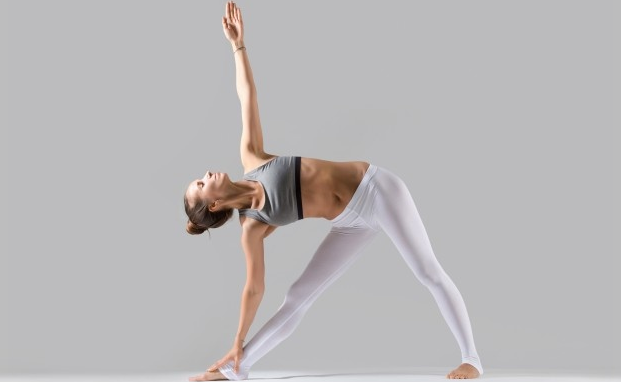 20 Tư thế Yoga đơn giản sẽ chữa đau lưng nhanh chóng (Phần 1)