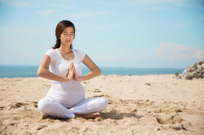 Yoga mang lại sức khỏe cho bà bầu